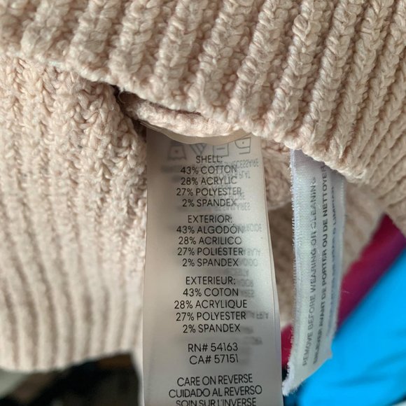 Calvin Klein Pink Sweater - Picture 6 of 6